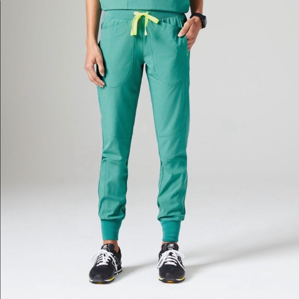 LIMITED EDITION FIGS SCRUBS - FION e.a.c. Joggers